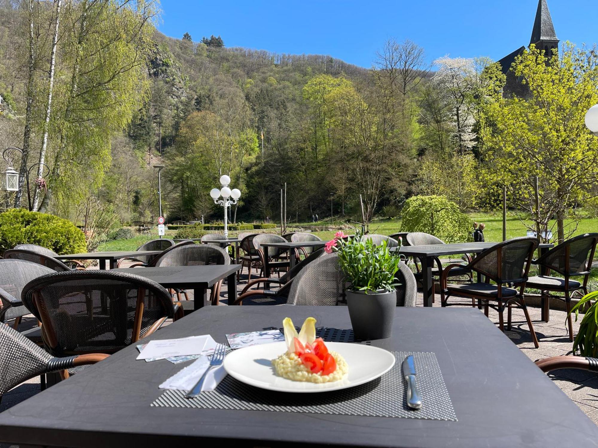 Hotel Alte Muehle Bad Bertrich Exteriör bild